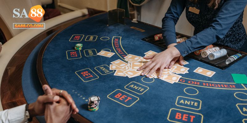 Quy tắc rút bài theo luật chơi Baccarat Sa88